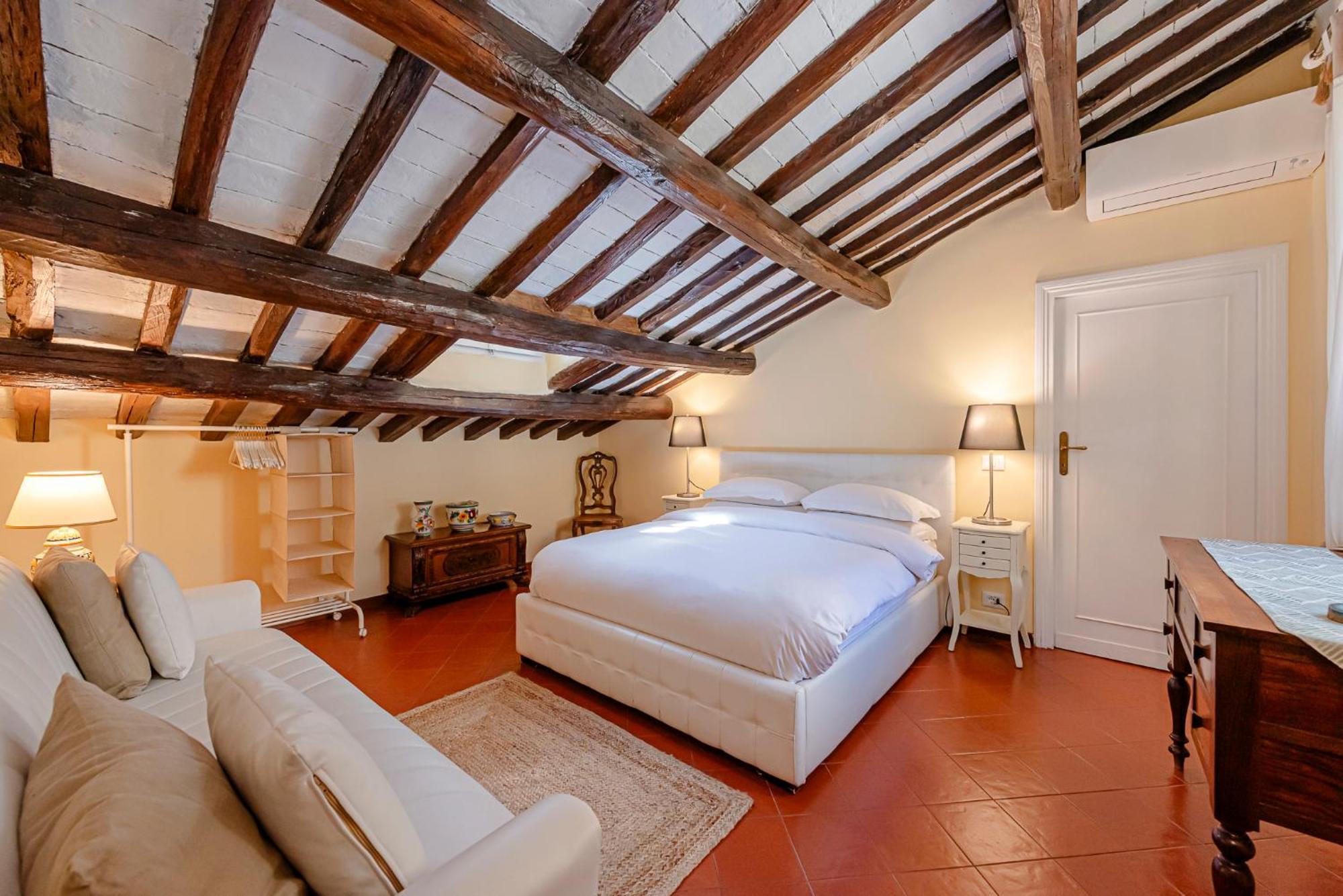 Luxury Pantheon Apartment Rome